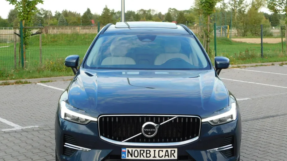 VOLVO XC60 -