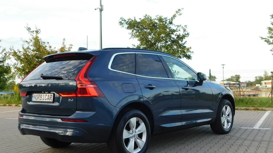 VOLVO XC60 -