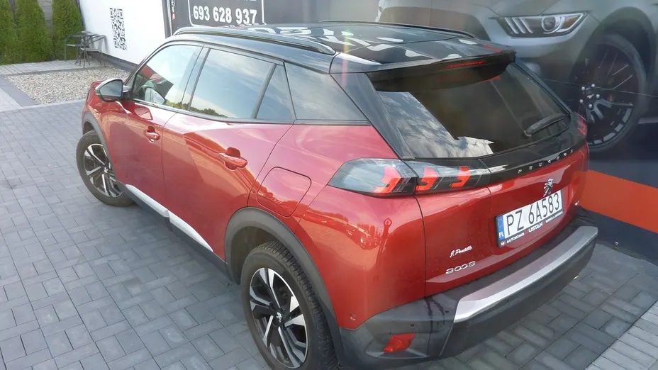 PEUGEOT 2008 -