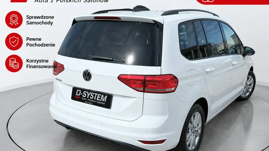 VOLKSWAGEN Touran -