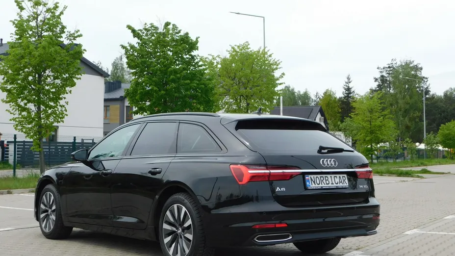 AUDI A6 Avant -