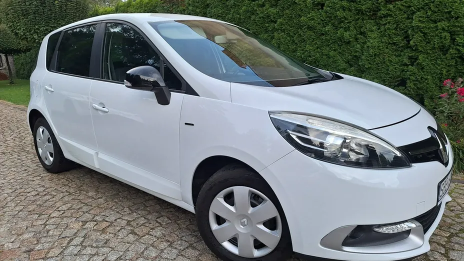 RENAULT Scenic -