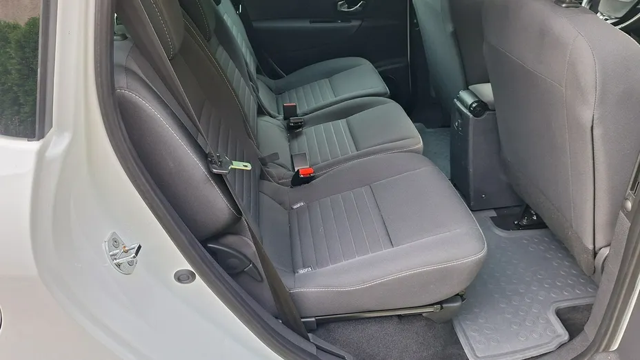 RENAULT Scenic -