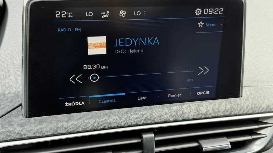 PEUGEOT 5008 -