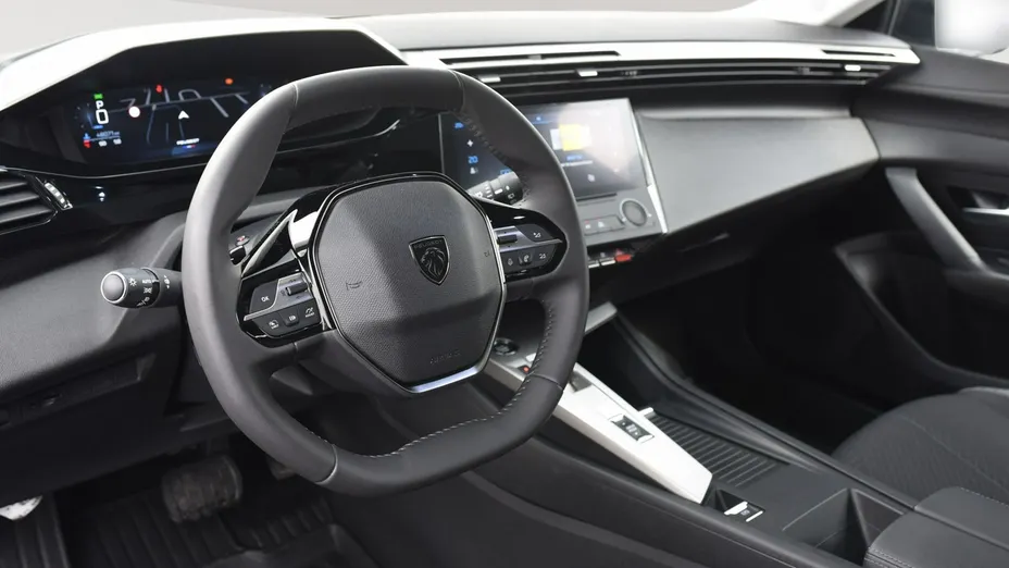 PEUGEOT 308 -