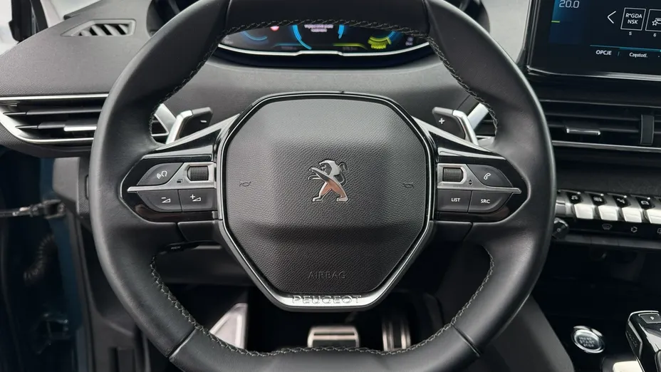 PEUGEOT 3008 -