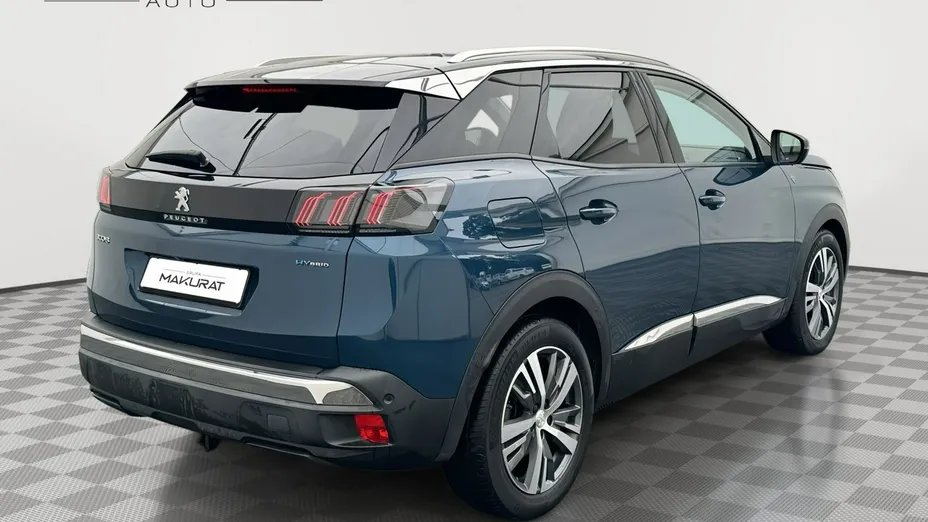 PEUGEOT 3008 -