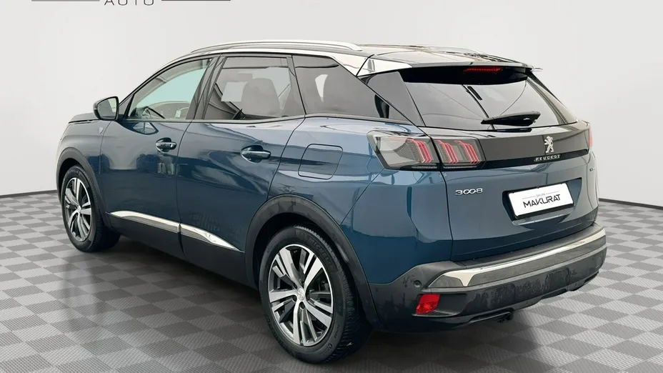 PEUGEOT 3008 -