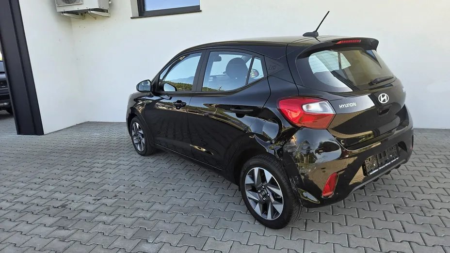 HYUNDAI i10 -