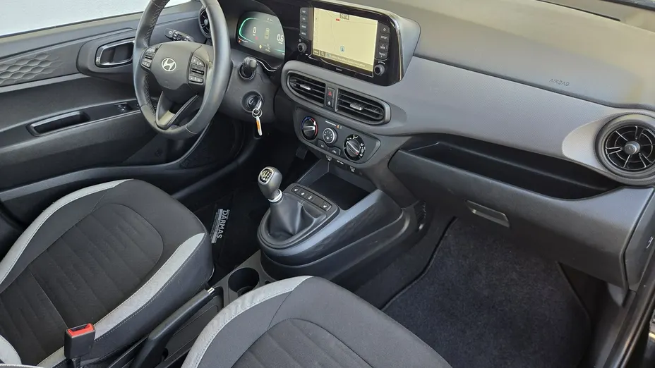 HYUNDAI i10 -