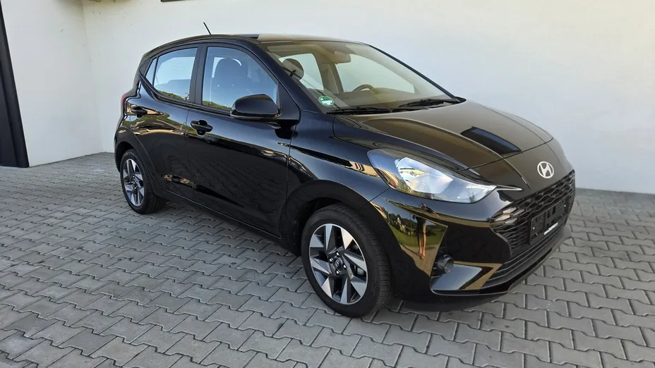 HYUNDAI i10 -