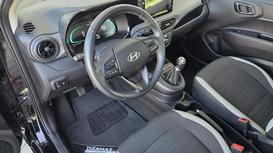 HYUNDAI i10 -