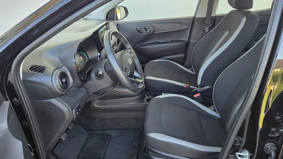 HYUNDAI i10 -