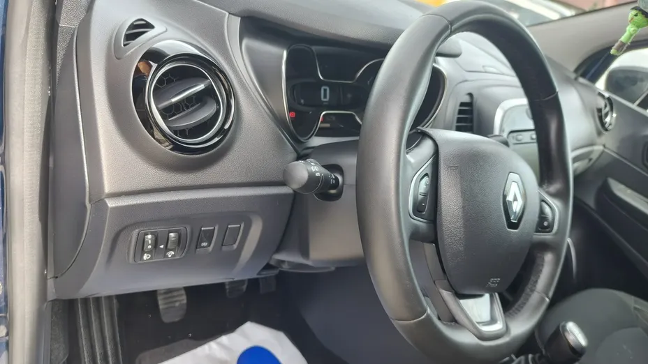 RENAULT Captur -