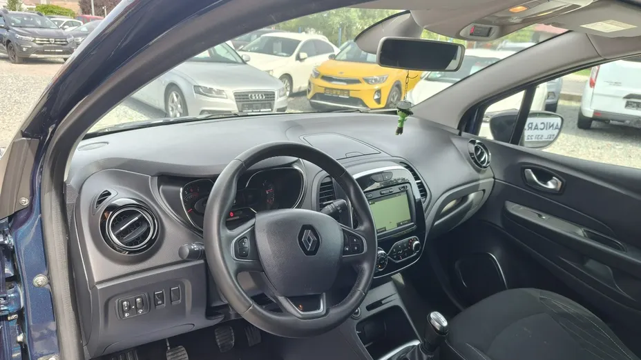 RENAULT Captur -