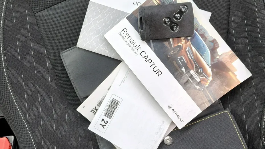 RENAULT Captur -