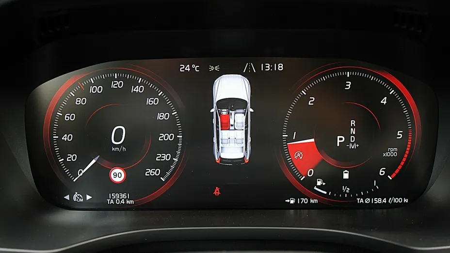 VOLVO XC60 -