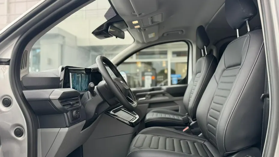 FORD Tourneo Custom -