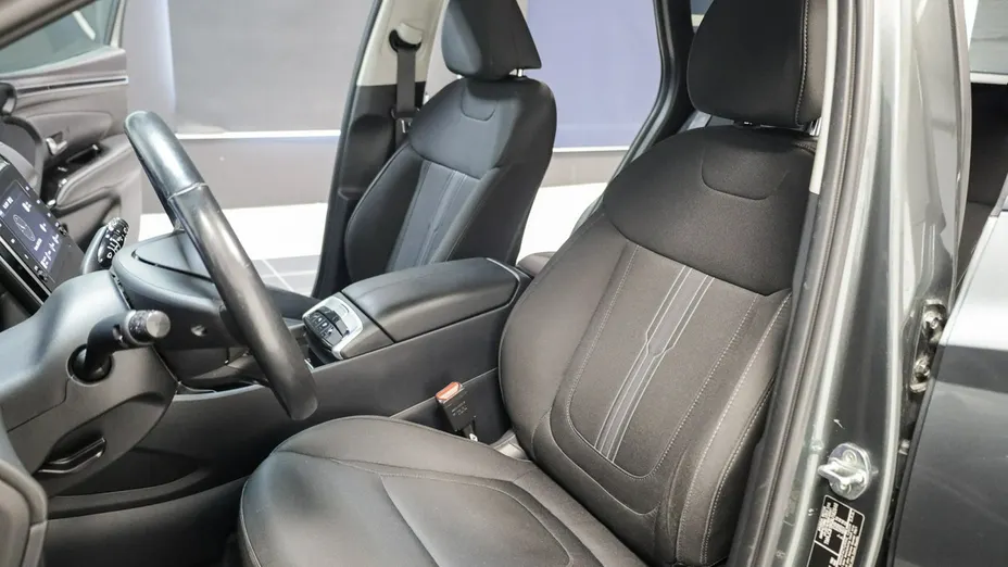 HYUNDAI Tucson -