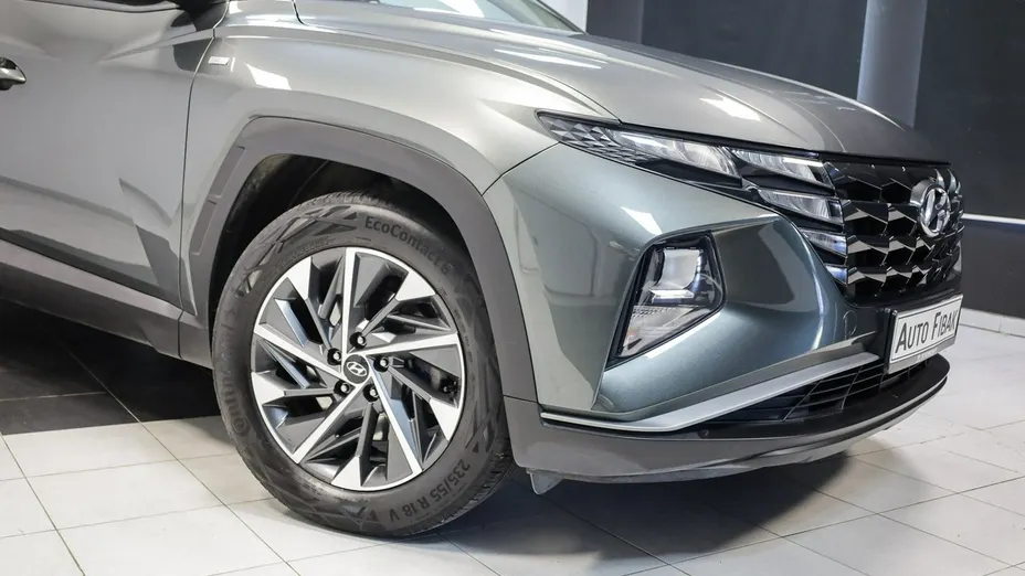 HYUNDAI Tucson -