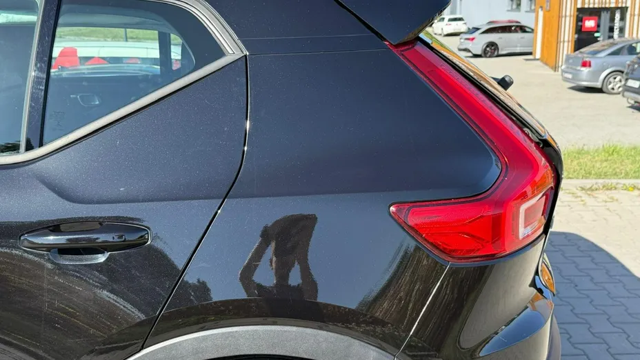 VOLVO XC40 -
