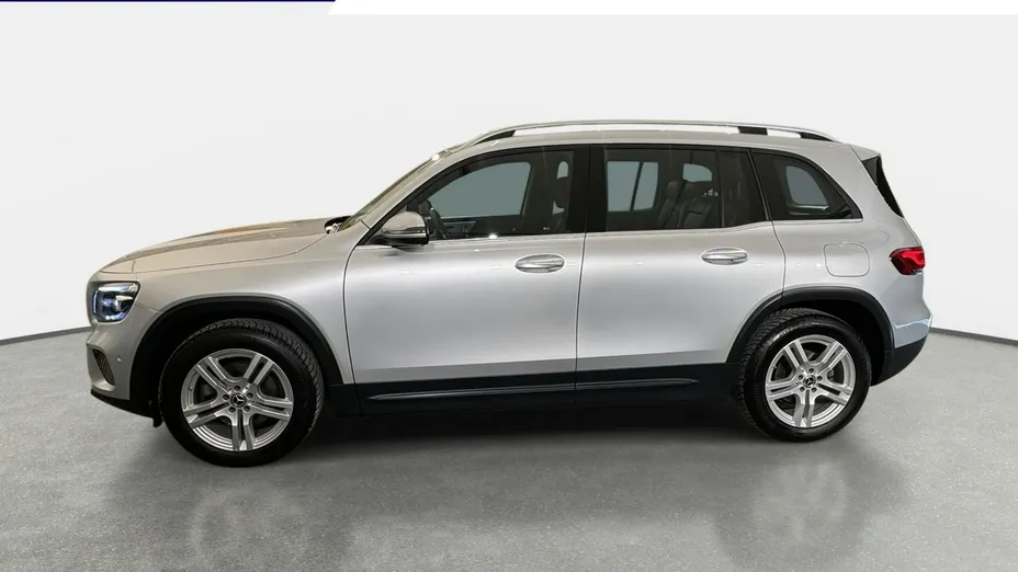 MERCEDES-BENZ GLB -
