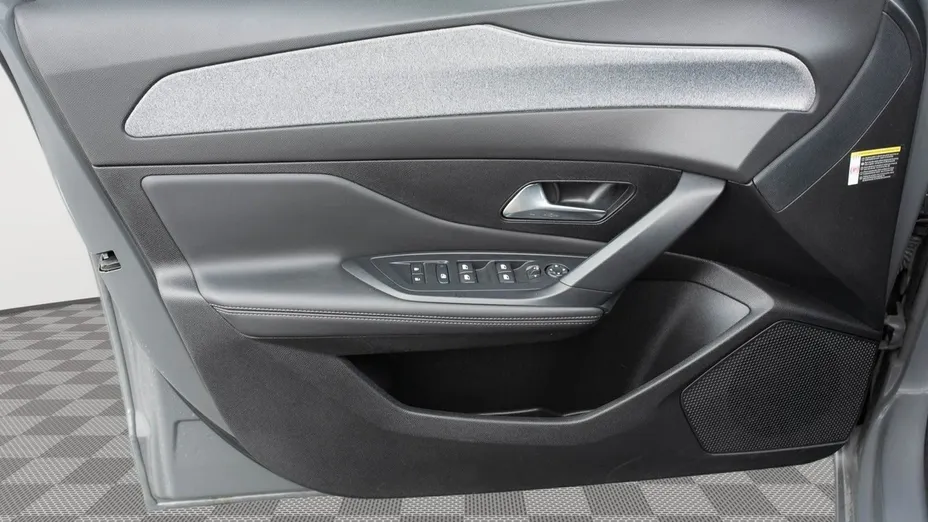 PEUGEOT 308 -