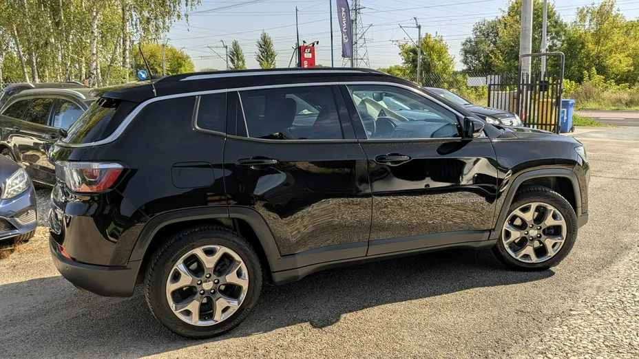JEEP Compass -