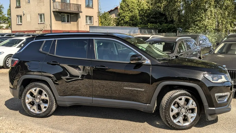JEEP Compass -