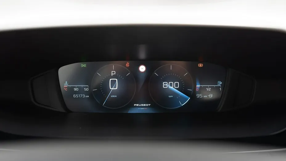 PEUGEOT 308 -