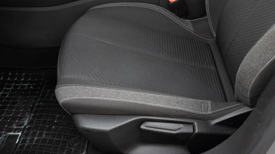 PEUGEOT 308 -