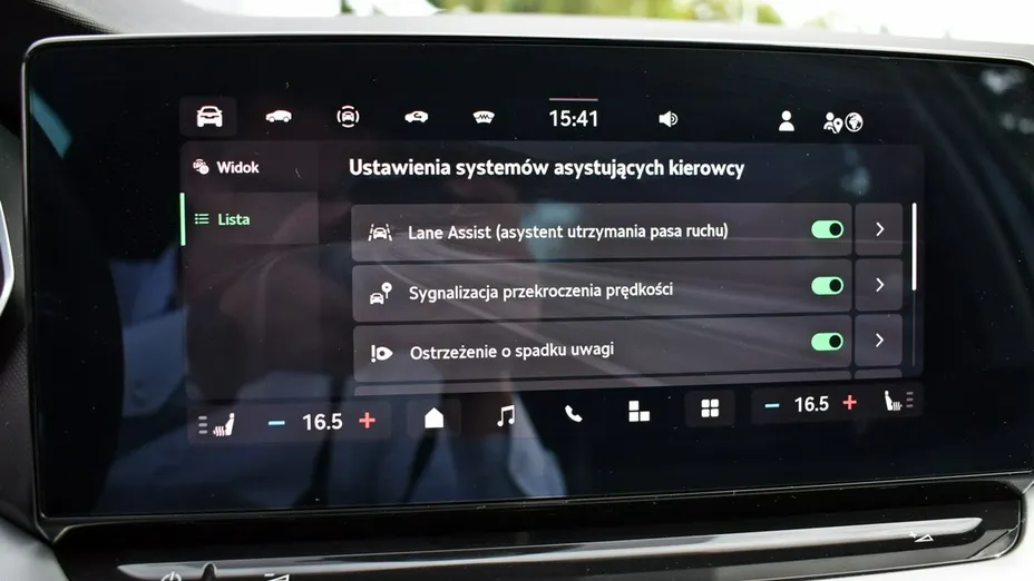 SKODA Octavia -