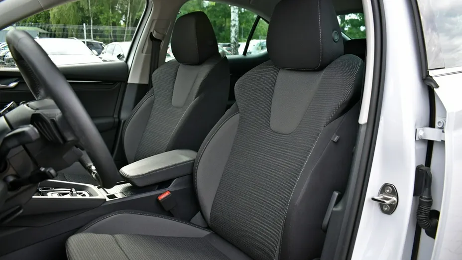 SKODA Octavia -