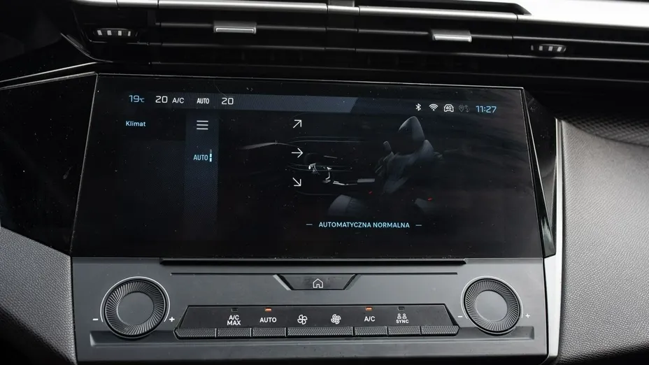PEUGEOT 308 -