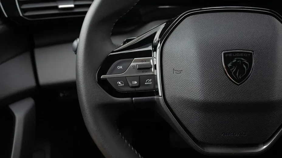 PEUGEOT 308 -