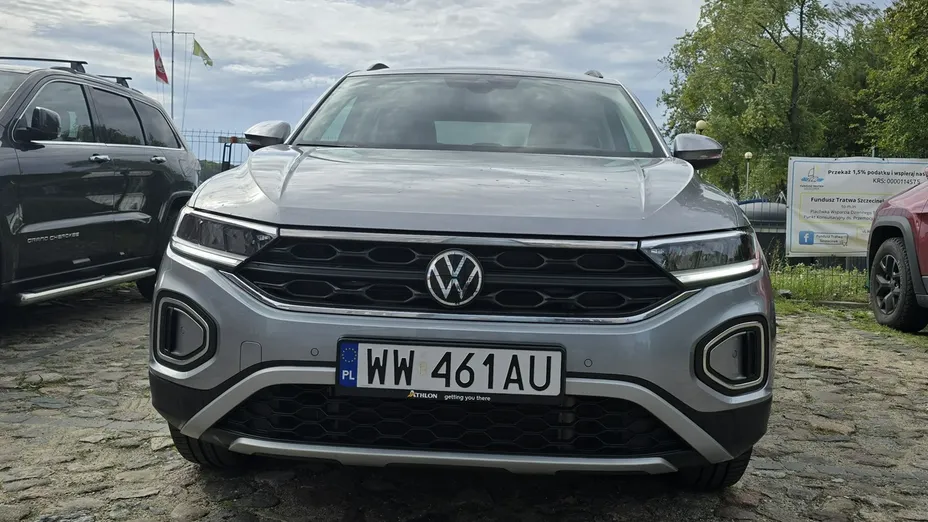 VOLKSWAGEN T-ROC -