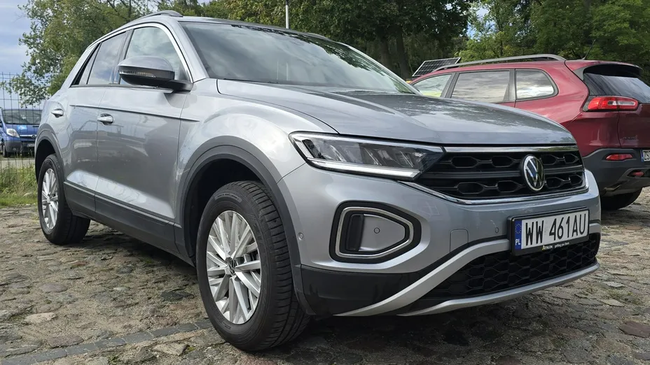 VOLKSWAGEN T-ROC -