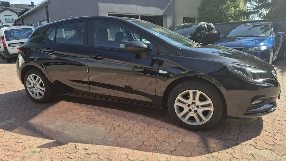 OPEL Astra -