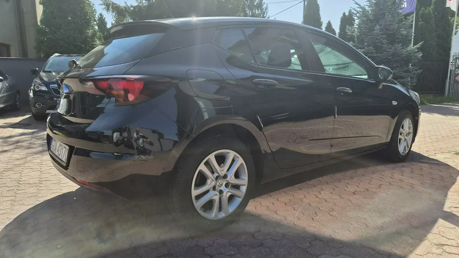 OPEL Astra -