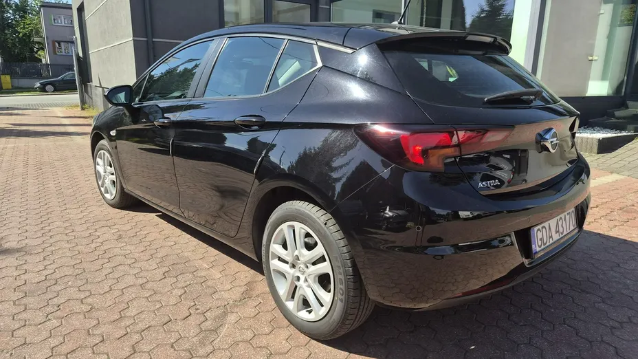 OPEL Astra -