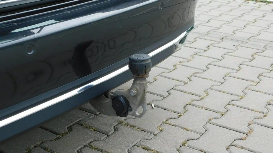 MERCEDES-BENZ C Klasa -
