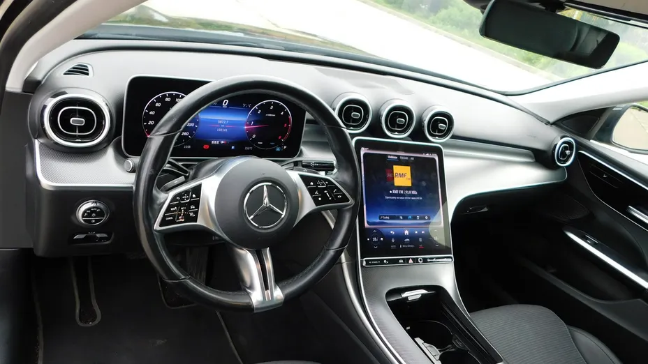 MERCEDES-BENZ C Klasa -
