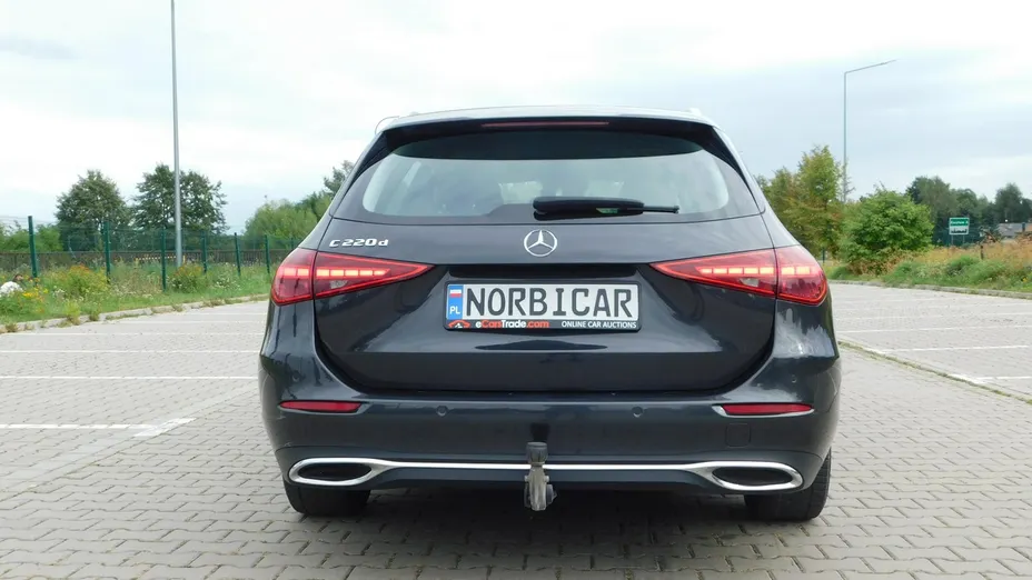 MERCEDES-BENZ C Klasa -