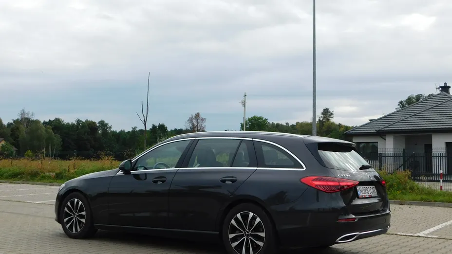 MERCEDES-BENZ C Klasa -