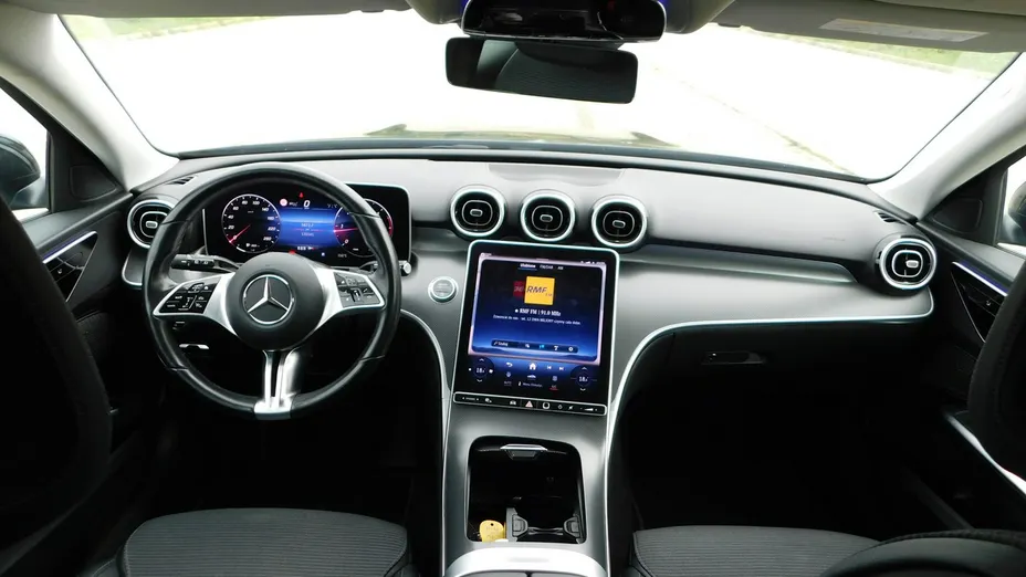 MERCEDES-BENZ C Klasa -