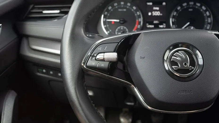 SKODA Octavia -