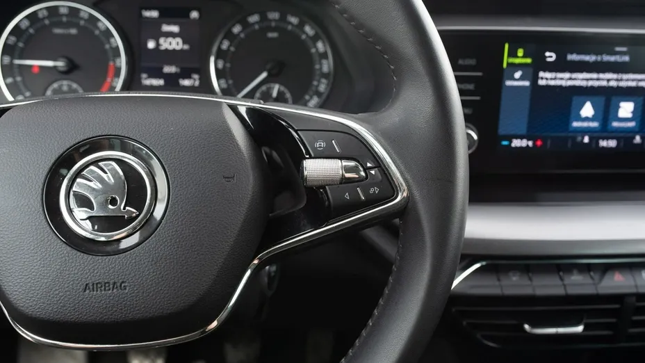 SKODA Octavia -
