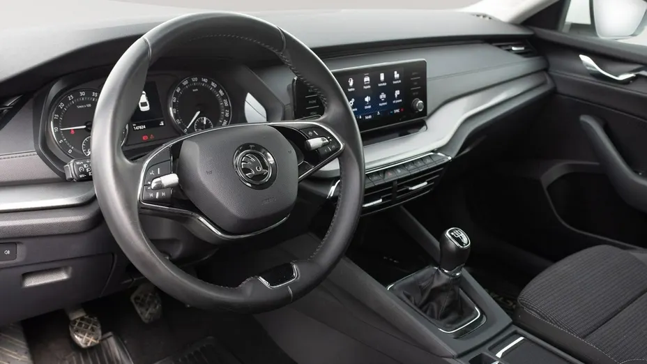SKODA Octavia -
