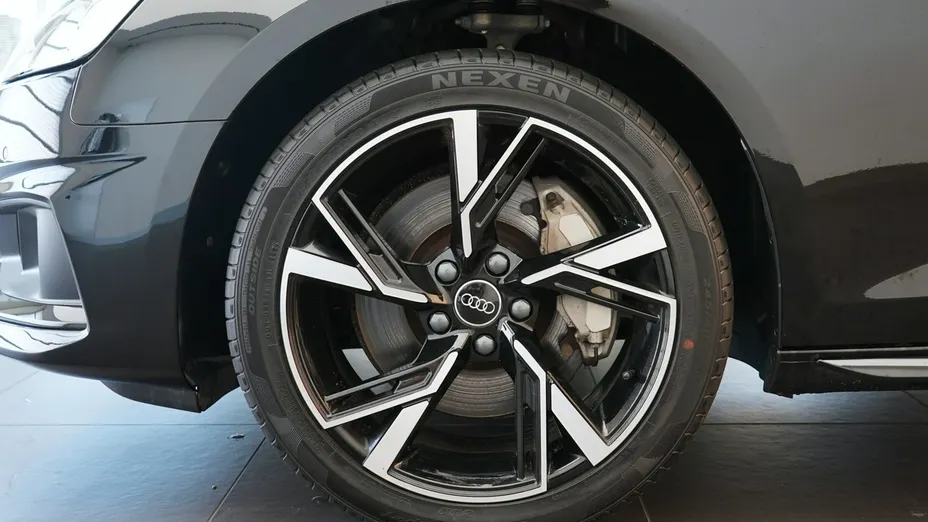 AUDI A4 Avant -