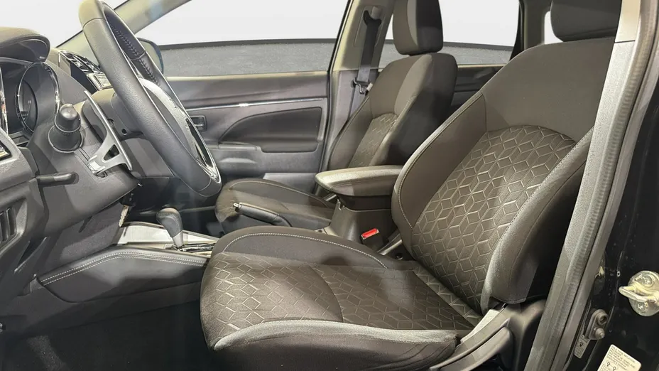 MITSUBISHI ASX -